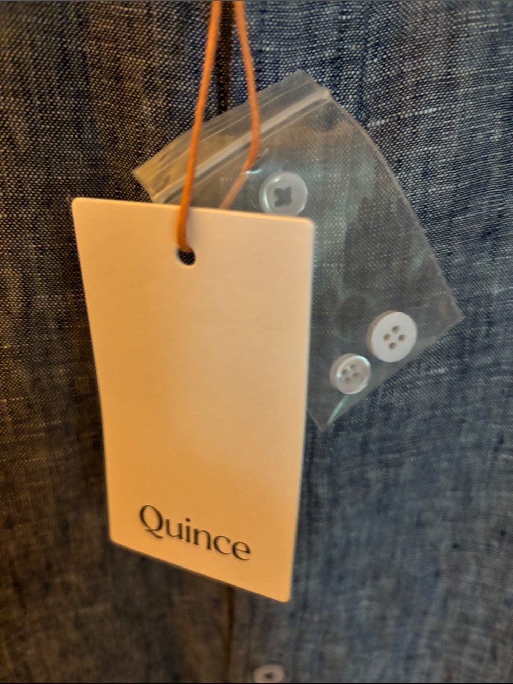 Quince Men's Blue Linen Blend Casual Button-Down Shirt - Picture 3 of 5
